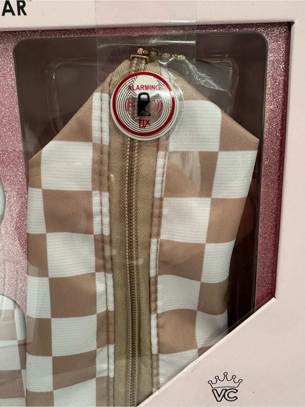 NEW IN BOX- Velvet Caviar Beige Check Phone Accessories Set